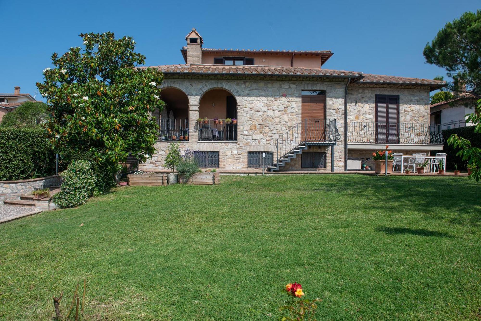 Bed and Breakfast Dolce Alba à Montecastrilli Extérieur photo